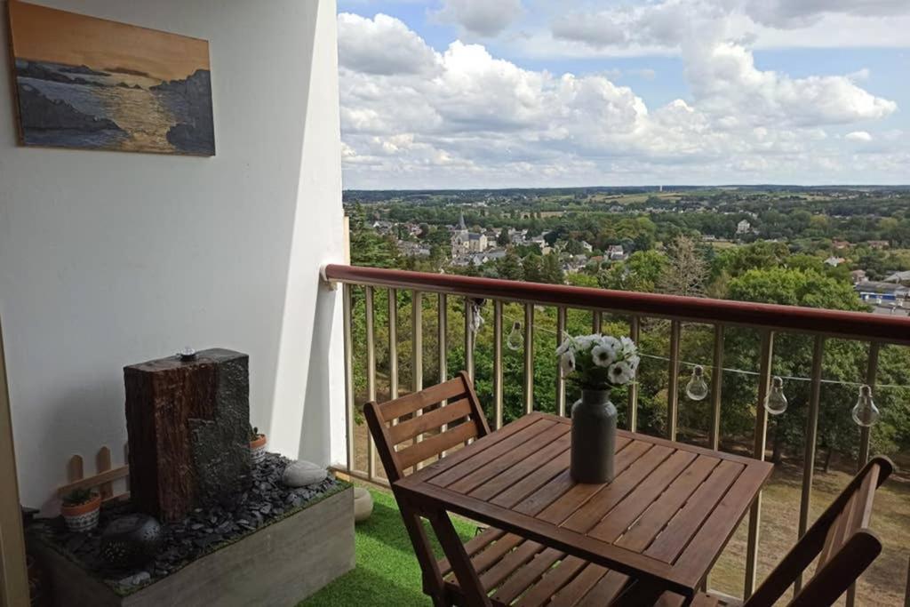 Studio Charmant Avec Vue Magnifique! Montrichard Exteriör bild
